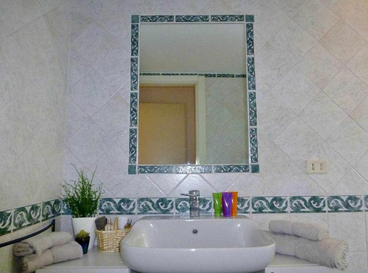 Sva18 Fully Equipped Large Flat S Ambrogio Apartment มิลาน ภายนอก รูปภาพ